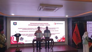 Penandatanganan Kerja Sama antara Bawaslu dam Dukcapil di Gedung Bawaslu, Jumat, 31/7/2026 | Syahrul Baihaqi/Forum Keadilan