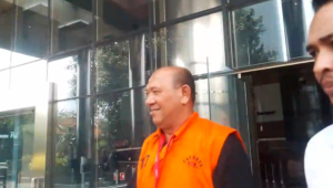Bupati Langkat nonaktif Syah Afandin di Gedung KPK, Jakarta, Senin, 6/7/2026 | Muhammad Reza/Forum Keadilan