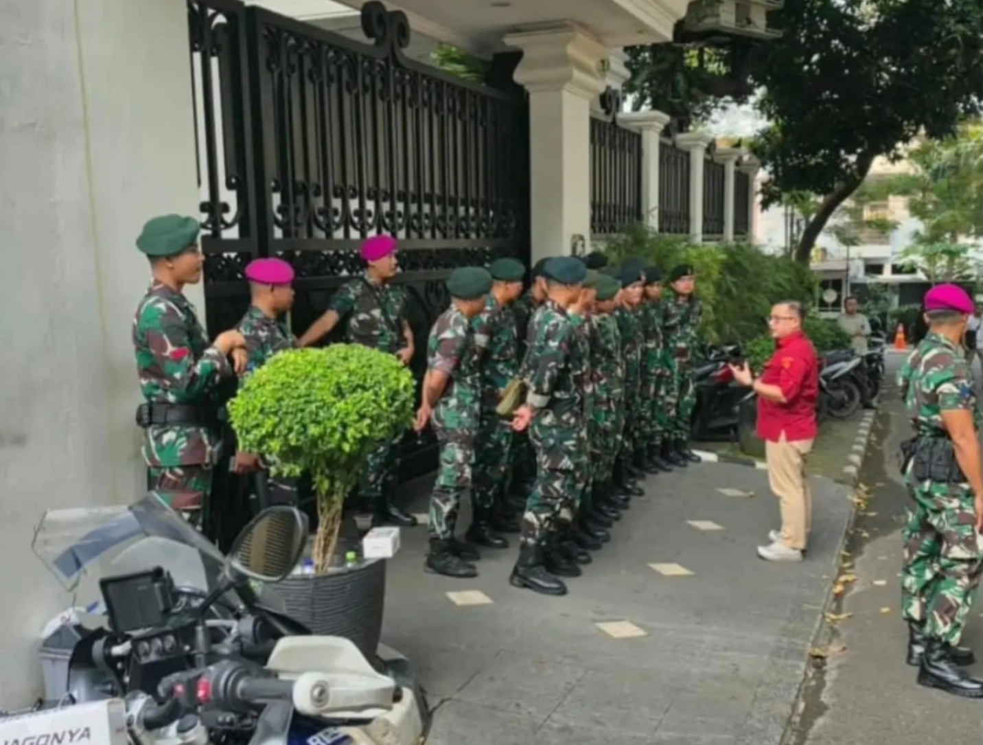 Amnesty Soroti Pelibatan TNI Jaga Rumah Jampidsus di Tengah Pengusutan Korupsi Batu Bara