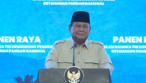 Presiden Prabowo Subianto memberikan pidato usai memimpin panen raya serentak yang digelar di Kabupaten Malang, Provinsi Jawa Timur, pada Jumat, 17 Juli 2026. | YouTube Sekretaiat Presiden