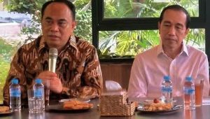 Ketua Umum Projo Budi Arie Setiadi dan Presiden ke-7 RI Joko Widodo dalam peringatan HUT ke-12 Projo di Jakarta, Minggu, 23/8/2026 | Dok Ist