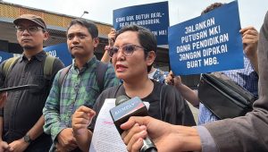 Anggota MBG Watch Annette Mau di Komplek Parlemen, Senayan, Jakarta, Rabu, 5/8/2026 | Novia Suhari/Forum Keadilan