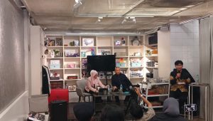 Kuasa hukum mantan Menteri Agama (Menag) Yaqut Cholil Qoumas, Dodi Abdulkadir (kanan) dan Melissa Anggraini (kiri) dalam konferensi pers di Jakarta Selatan, Senin, 10/8/2026 | Syahrul Baihaqi/Forum Keadilan