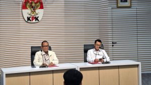 Plt Direktur Penyidikan KPK Achmad Taufik Husein dalam konferensi pers di Gedung Merah Putih KPK, Jakarta, Rabu, 26/8/2026 | Muhammad Reza/Forum Keadilan