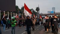 Massa mahasiswa yang menggelar aksi unjuk rasa di kawasan Gedung DPR RI, Jakarta, Kamis, 27/8/2026, mulai membubarkan diri | Muhammad Reza/Forum Keadilan