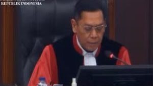 Hakim Konstitusi Adies Kadir di ruang sidang, Jumat, 29/8/2026 | YouTube Mahkamah Konstitusi