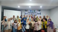Kegiatan bertajuk “Optimalisasi UMKM Perempuan OK OCE melalui Pemasaran Digital Berbasis AI dan Literasi Keuangan” | Ist