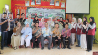 Kegiatan Program Pengabdian kepada Masyarakat Universitas Muhammadiyah Kalianda untuk mendorong peningkatan produktivitas dan daya saing Usaha Mikro, Kecil, dan Menengah (UMKM) Lamban Kelor, Desa Bulok, Kecamatan Kalianda, Kabupaten Lampung Selatan bertema “Pemberdayaan UMKM Lamban Kelor melalui Teknologi Pengemasan Otomatis dan Penyediaan Website Pemasaran Digital Berbasis Job-Relevant Training” yang dilaksanakan pada 29-31 Juli 2026 | Ist