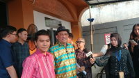 Kuasa hukum Febrie, Firman Wijaya memberikan keterangan pers usai memberikan berkas kesimpulan di Pengadilan Negeri Jakarta Selatan, Rabu, 26/8/2026. | Syahrul Baihaqi/ Forum Keadilan