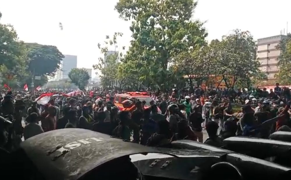 Kericuhan di Aksi 27 Agustus 2026: Polisi Tangkap 322 Orang, 1 Tewas