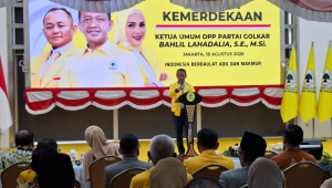 Ketua Umum Partai Golkar Bahlil Lahadalia dalam acara perayaan HUT ke-81 Kemerdekaan Republik Indonesia di Kantor DPP Partai Golkar, Jakarta Barat, Selasa, 18/8/2026. | Muhammad Reza/ Forum Keadilan