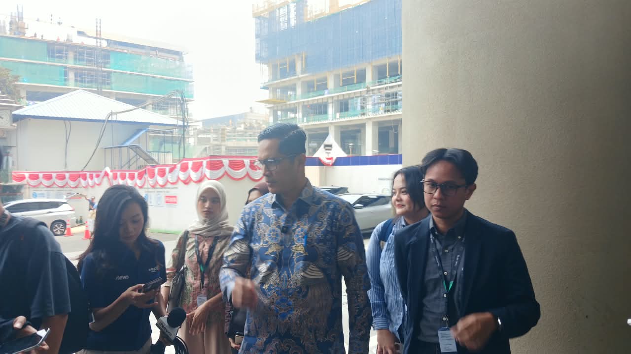 Tim Hukum Eks Jampidsus Febrie Soroti Dasar Pemeriksaan Tersangka dari Instansi Lain
