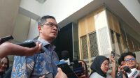 Tim hukum mantan Jampidsus Kejaksaan Agung (Kejagung) Febrie Adriansyah, Febri Diansyah, di Gedung Utama Kejagung, Selasa, 8/9/2026 | Syahrul Baihaqi/Forum Keadilan