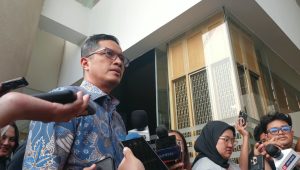 Tim hukum mantan Jampidsus Kejaksaan Agung (Kejagung) Febrie Adriansyah, Febri Diansyah, di Gedung Utama Kejagung, Selasa, 8/9/2026 | Syahrul Baihaqi/Forum Keadilan