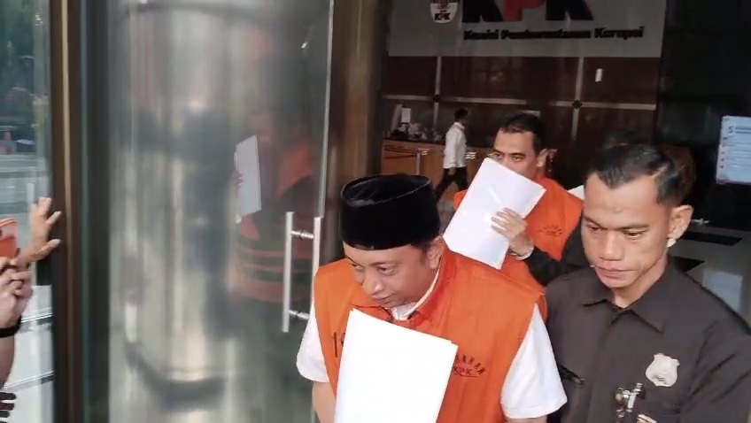 Eks Wakil Rektor Unsoed Norman Arie Prayogo Bungkam Usai Jalani Pemeriksaan Lanjutan di KPK