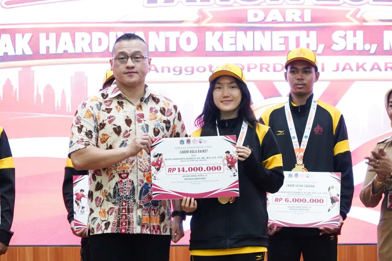 Jakarta Barat Juara Umum Porprov DKI 2026, Kenneth Berikan Bonus untuk Atlet Peraih Emas