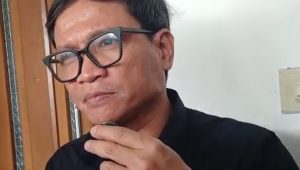 Direktur Amnesty International Indonesia Usman Hamid usai sidang putusan Khariq di Pengadilan Negeri Jakarta Pusat (PN Jakpus), Rabu, 30/9/2026 | Syahrul Baihaqi/Forum Keadilan