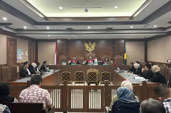 Rugikan Negara Rp992 Miliar, 4 Eks Pejabat LPEI Divonis 6 Tahun Penjara