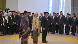 Pelantikan Gubernur BI Destry Damayanti periode 2026-2031 dan pelantikan Aida S. Budiman sebagai Deputi Gubernur Senior Bank Indonesia dan Solikin M. Juhro sebagai Deputi Gubernur Bank Indonesia pada periode 2026-2031. | Dok Gubernur BI