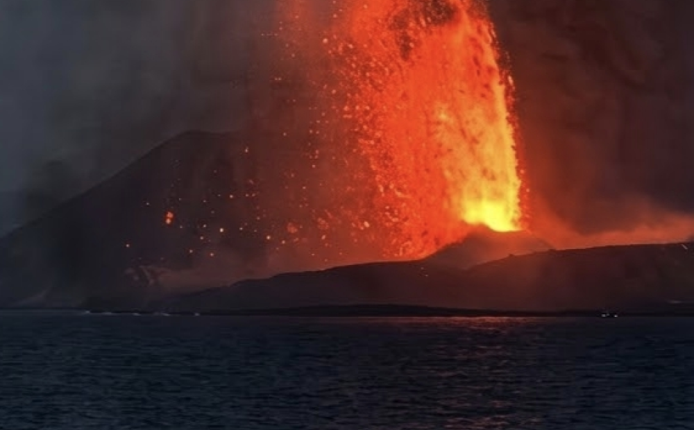 Badan Geologi ESDM Ungkap Peluang Letusan Gunung Anak Krakatau Masih Tinggi