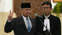 – Presiden Prabowo Subianto melantik Suahasil Nazara sebagai Menteri Keuangan menggantikan Purbaya Yudhi Sadewa dalam reshuffle kabinet pada Senin, 14/9/2026. | YouTube Sekretaiat Presiden