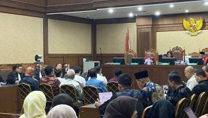 Dirut PT Maktour, Fuad Hasan dan sejumlah saksi dari asosiasi haji saat menjadi saksi di sidang kasus korupsi haji di Pengadilan Tipikor Jakarta, Kamis, 1/10/2026. | Dok Syahrul Baihaqi/ Forum Keadilan