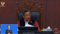Ketua Mahkamah Konstitusi (MK) Suhartoyo saat membacakan putusan atas gugatan syarat pendidikan Wapres Gibran Rakabuming Raka, Selasa, 6/10/2026 | YouTube Mahkamah Konstitusi